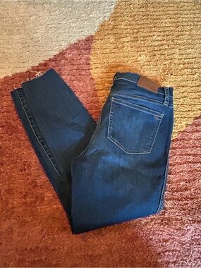 Madewell Skinny Button Front Jeans in Deep Indigo Blue